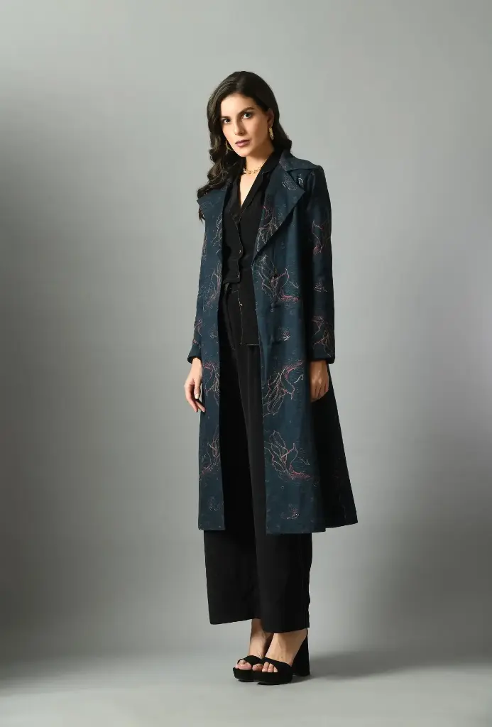 Alice in wondersea Trench